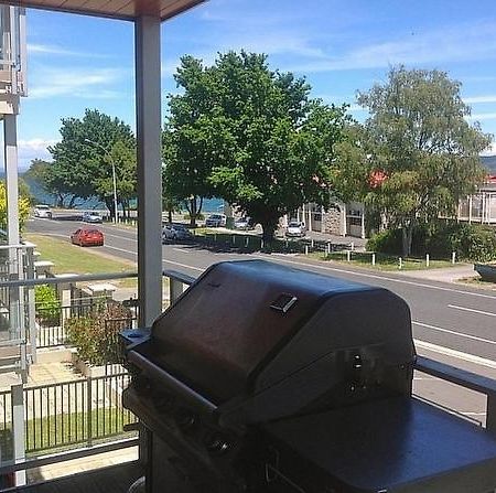 Taupo Vista - Taupo Apartment المظهر الخارجي الصورة
