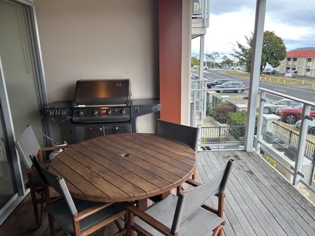 Taupo Vista - Taupo Apartment المظهر الخارجي الصورة
